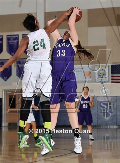 Thumbnail 3 in Cajon vs. Lake Washington (MaxPreps Holiday Classic) photogallery.