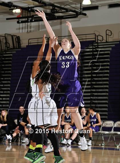 Thumbnail 3 in Cajon vs. Lake Washington (MaxPreps Holiday Classic) photogallery.
