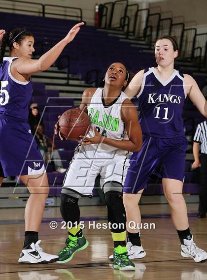 Thumbnail 1 in Cajon vs. Lake Washington (MaxPreps Holiday Classic) photogallery.