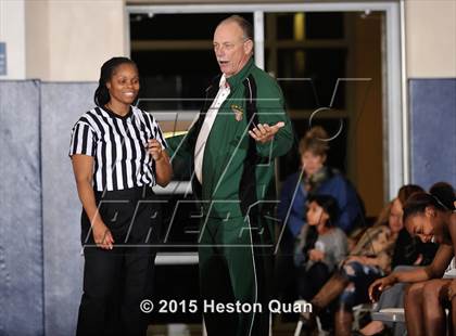 Thumbnail 2 in Cajon vs. Lake Washington (MaxPreps Holiday Classic) photogallery.