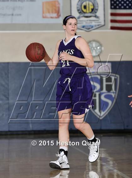 Thumbnail 2 in Cajon vs. Lake Washington (MaxPreps Holiday Classic) photogallery.