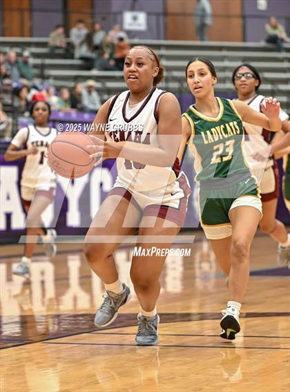 Thumbnail 1 in Tenaha @ Harleton (UIL 2A DII Area Playoff) photogallery.