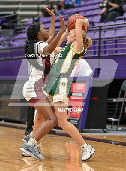 Thumbnail 2 in Tenaha @ Harleton (UIL 2A DII Area Playoff) photogallery.