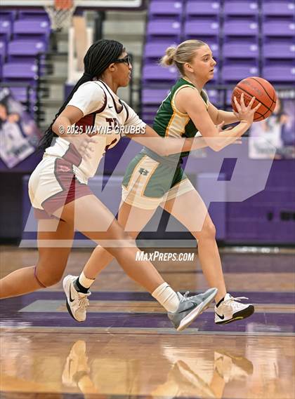 Thumbnail 2 in Tenaha @ Harleton (UIL 2A DII Area Playoff) photogallery.