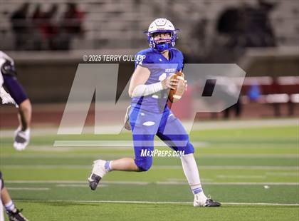 Thumbnail 3 in Duchesne vs. Beaver (UHSAA 1A Semi Final) photogallery.