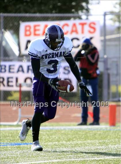 Thumbnail 2 in Everman vs. Aledo (Texas 4A Region 1 Playoffs) photogallery.