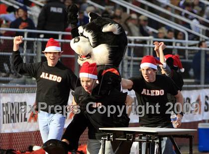 Thumbnail 3 in Everman vs. Aledo (Texas 4A Region 1 Playoffs) photogallery.