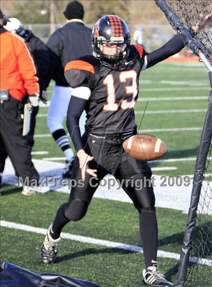 Thumbnail 2 in Everman vs. Aledo (Texas 4A Region 1 Playoffs) photogallery.