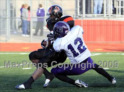 Thumbnail 1 in Everman vs. Aledo (Texas 4A Region 1 Playoffs) photogallery.