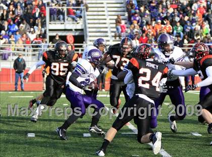 Thumbnail 1 in Everman vs. Aledo (Texas 4A Region 1 Playoffs) photogallery.