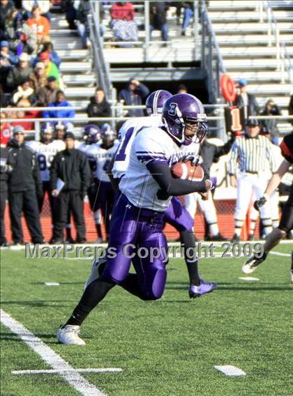 Thumbnail 1 in Everman vs. Aledo (Texas 4A Region 1 Playoffs) photogallery.
