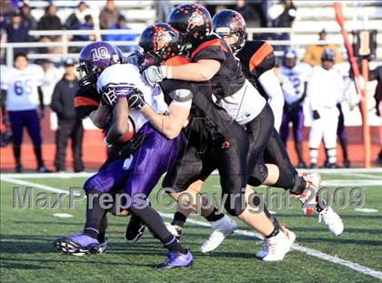 Thumbnail 3 in Everman vs. Aledo (Texas 4A Region 1 Playoffs) photogallery.