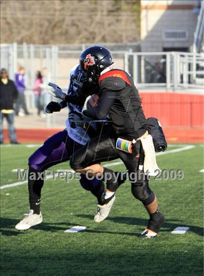 Thumbnail 2 in Everman vs. Aledo (Texas 4A Region 1 Playoffs) photogallery.