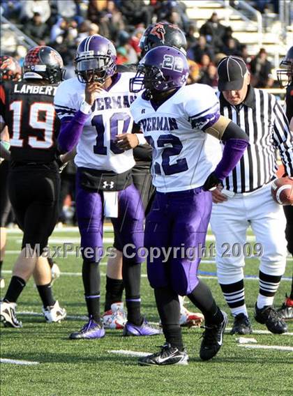 Thumbnail 2 in Everman vs. Aledo (Texas 4A Region 1 Playoffs) photogallery.