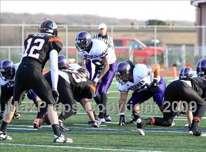 Thumbnail 1 in Everman vs. Aledo (Texas 4A Region 1 Playoffs) photogallery.