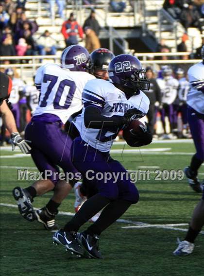 Thumbnail 3 in Everman vs. Aledo (Texas 4A Region 1 Playoffs) photogallery.