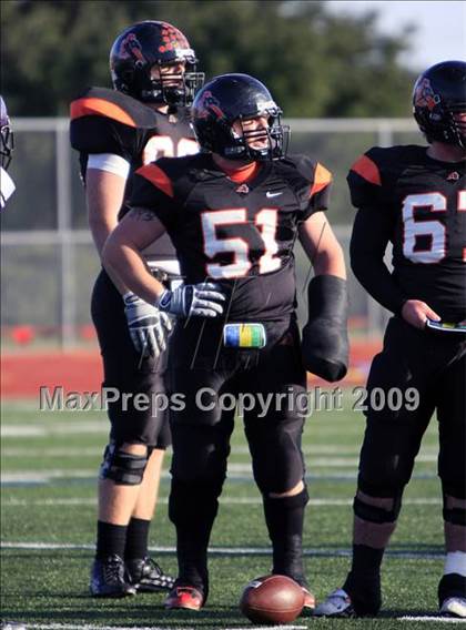 Thumbnail 3 in Everman vs. Aledo (Texas 4A Region 1 Playoffs) photogallery.