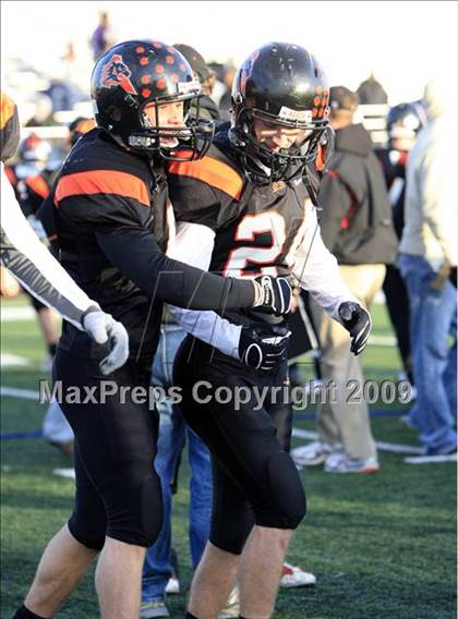 Thumbnail 1 in Everman vs. Aledo (Texas 4A Region 1 Playoffs) photogallery.