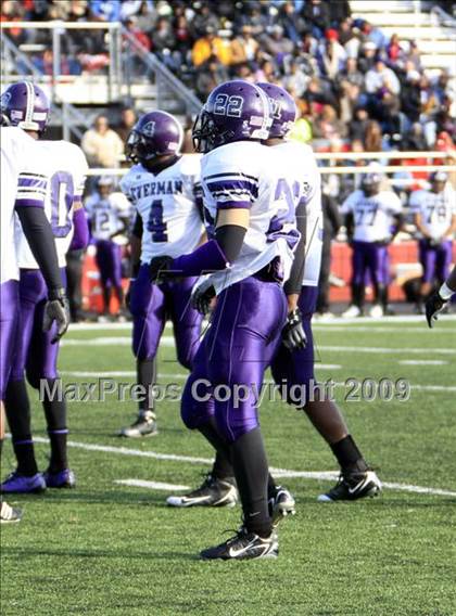 Thumbnail 3 in Everman vs. Aledo (Texas 4A Region 1 Playoffs) photogallery.