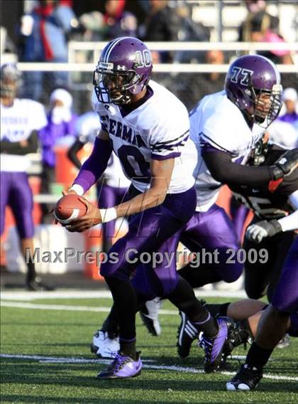 Thumbnail 1 in Everman vs. Aledo (Texas 4A Region 1 Playoffs) photogallery.