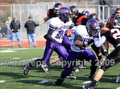 Thumbnail 1 in Everman vs. Aledo (Texas 4A Region 1 Playoffs) photogallery.