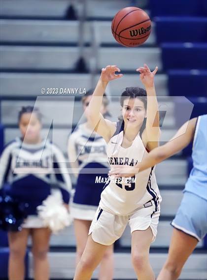 Thumbnail 1 in Washington-Liberty @ Yorktown photogallery.