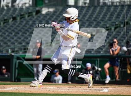 Thumbnail 2 in Seminole vs. Pleasant Grove (UIL 4A D1 State Semifinal Game 2) photogallery.