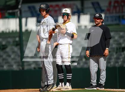 Thumbnail 2 in Seminole vs. Pleasant Grove (UIL 4A D1 State Semifinal Game 2) photogallery.