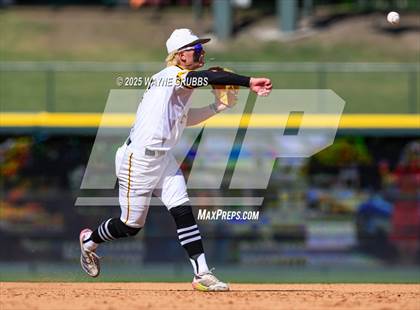 Thumbnail 1 in Seminole vs. Pleasant Grove (UIL 4A D1 State Semifinal Game 2) photogallery.