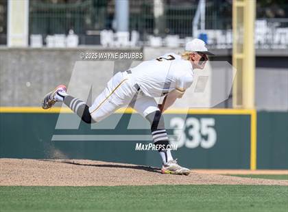 Thumbnail 1 in Seminole vs. Pleasant Grove (UIL 4A D1 State Semifinal Game 2) photogallery.