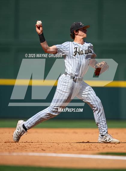 Thumbnail 3 in Seminole vs. Pleasant Grove (UIL 4A D1 State Semifinal Game 2) photogallery.