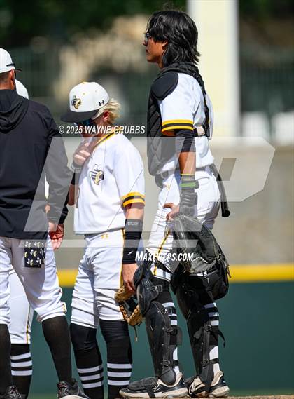 Thumbnail 3 in Seminole vs. Pleasant Grove (UIL 4A D1 State Semifinal Game 2) photogallery.