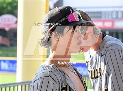 Thumbnail 1 in Seminole vs. Pleasant Grove (UIL 4A D1 State Semifinal Game 2) photogallery.