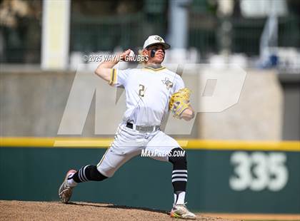 Thumbnail 2 in Seminole vs. Pleasant Grove (UIL 4A D1 State Semifinal Game 2) photogallery.
