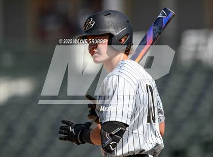 Thumbnail 3 in Seminole vs. Pleasant Grove (UIL 4A D1 State Semifinal Game 2) photogallery.