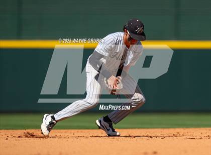 Thumbnail 3 in Seminole vs. Pleasant Grove (UIL 4A D1 State Semifinal Game 2) photogallery.