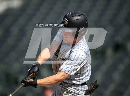 Thumbnail 3 in Seminole vs. Pleasant Grove (UIL 4A D1 State Semifinal Game 2) photogallery.