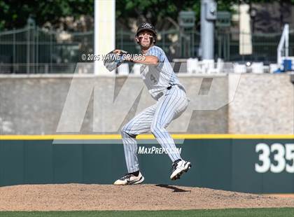 Thumbnail 1 in Seminole vs. Pleasant Grove (UIL 4A D1 State Semifinal Game 2) photogallery.