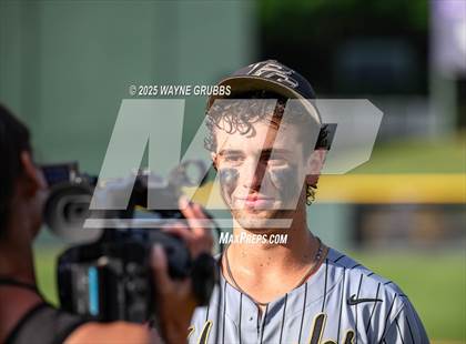 Thumbnail 1 in Seminole vs. Pleasant Grove (UIL 4A D1 State Semifinal Game 2) photogallery.