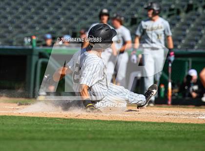 Thumbnail 1 in Seminole vs. Pleasant Grove (UIL 4A D1 State Semifinal Game 2) photogallery.