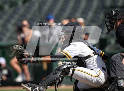 Thumbnail 1 in Seminole vs. Pleasant Grove (UIL 4A D1 State Semifinal Game 2) photogallery.
