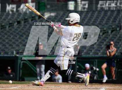 Thumbnail 3 in Seminole vs. Pleasant Grove (UIL 4A D1 State Semifinal Game 2) photogallery.