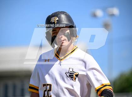 Thumbnail 1 in Seminole vs. Pleasant Grove (UIL 4A D1 State Semifinal Game 2) photogallery.