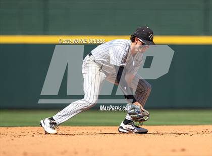 Thumbnail 2 in Seminole vs. Pleasant Grove (UIL 4A D1 State Semifinal Game 2) photogallery.