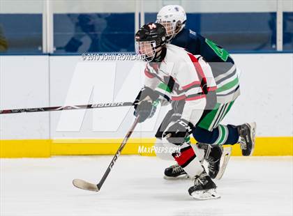 Thumbnail 3 in Maine vs. New Trier Blue (Blackhawks HoHo Tournament) photogallery.