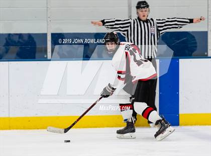 Thumbnail 3 in Maine vs. New Trier Blue (Blackhawks HoHo Tournament) photogallery.