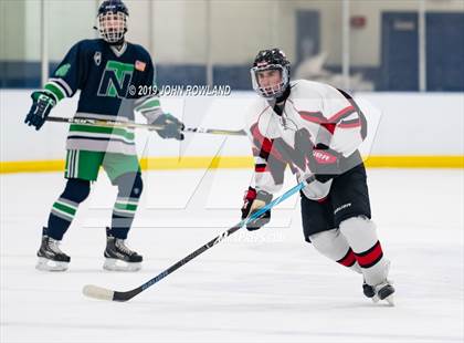 Thumbnail 3 in Maine vs. New Trier Blue (Blackhawks HoHo Tournament) photogallery.