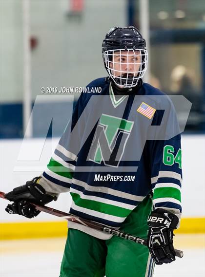 Thumbnail 2 in Maine vs. New Trier Blue (Blackhawks HoHo Tournament) photogallery.