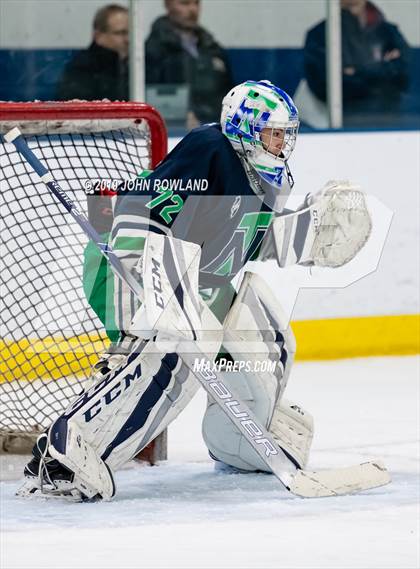 Thumbnail 3 in Maine vs. New Trier Blue (Blackhawks HoHo Tournament) photogallery.