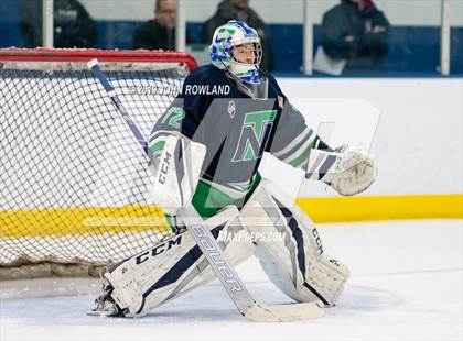 Thumbnail 2 in Maine vs. New Trier Blue (Blackhawks HoHo Tournament) photogallery.